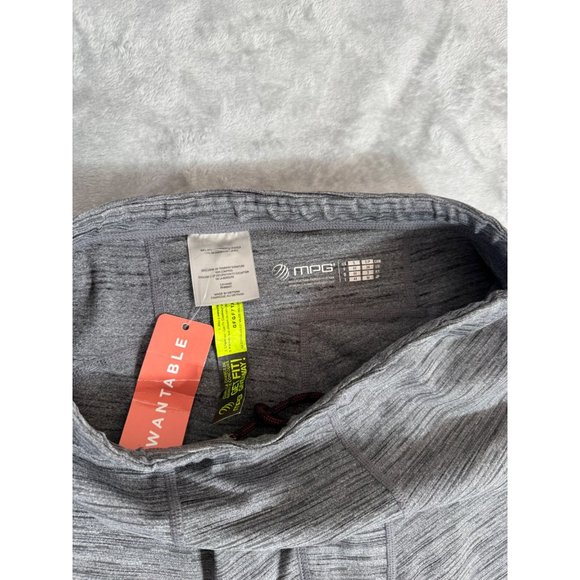 MPG womens  small Grey Athletic capri Leggings Pants  Polyester/Spandex - Picture 10 of 16